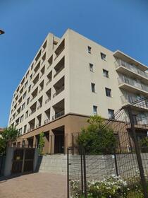 クレッセントユーパリノスの丘パームヒルズ