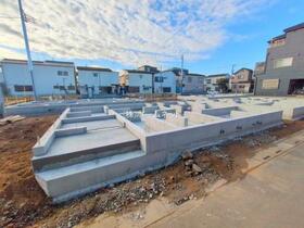 埼玉県三郷市戸ケ崎５丁目