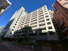 ライオンズステージ関内メダリオン