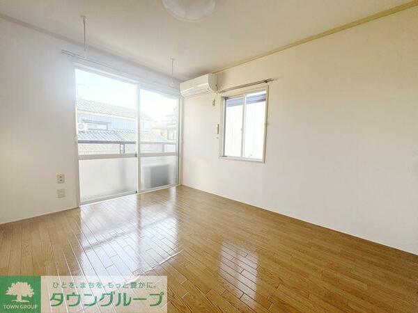 apartment 埼玉県熊谷市拾六間
地図を見る