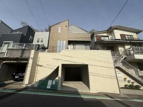 神奈川県横浜市港北区高田西３丁目