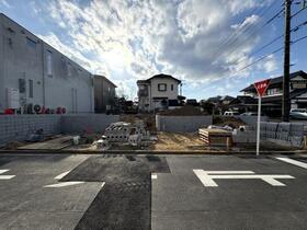 千葉県成田市加良部４丁目