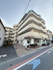 ロイヤルプラザお花茶屋　２０３号室