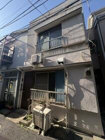 東京都台東区根岸５丁目