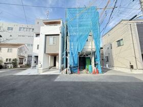 東京都足立区中央本町３丁目