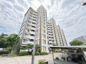 陵南住宅１号棟