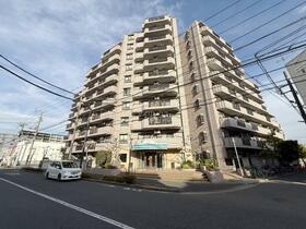 ライオンズプラザ西新井大師　４０２号室