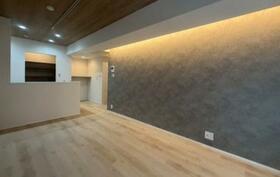 Ｔ−ＷＯＯＤビル