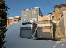 北海道札幌市豊平区西岡二条１１丁目