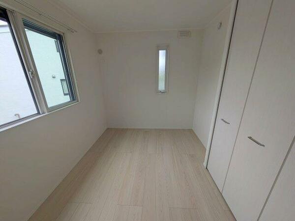 detached 東京都狛江市駒井町２丁目

地図を見る