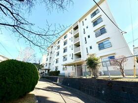 港南台めじろ団地３０号棟