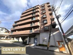 クラウンハイム豊中柴原モノレール駅前