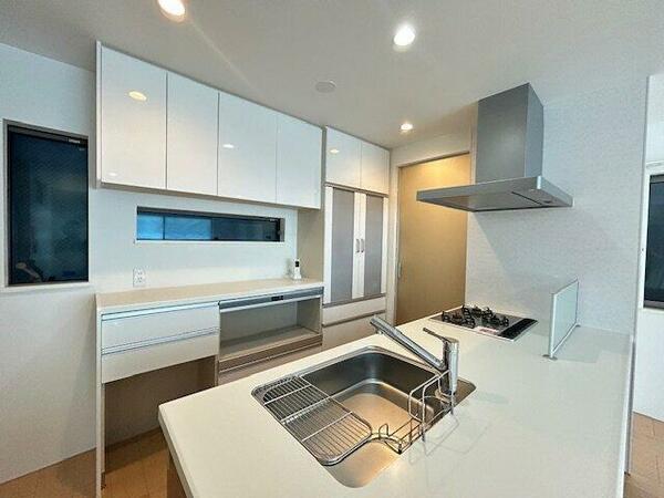 detached 東京都台東区谷中２丁目

地図を見る