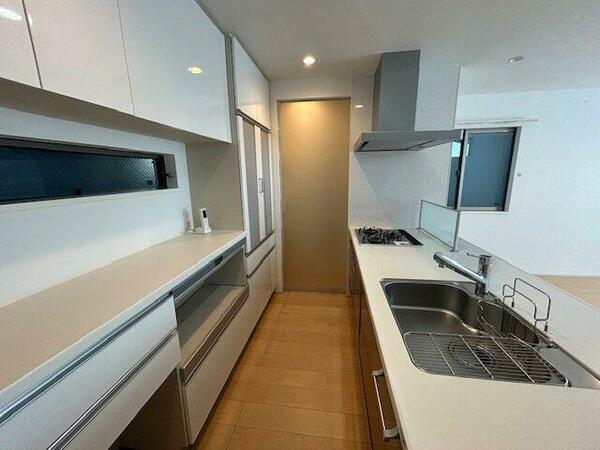 detached 東京都台東区谷中２丁目

地図を見る