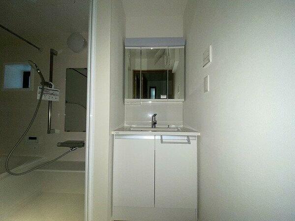 detached 東京都北区王子本町２丁目

地図を見る