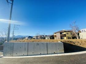 神奈川県綾瀬市小園