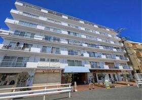 全　面　改　装　済　阪急中津駅歩１分　６階部分