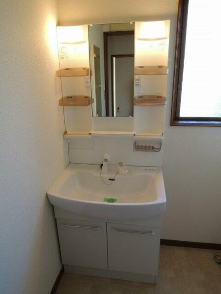 detached 東京都国分寺市内藤１丁目

地図を見る