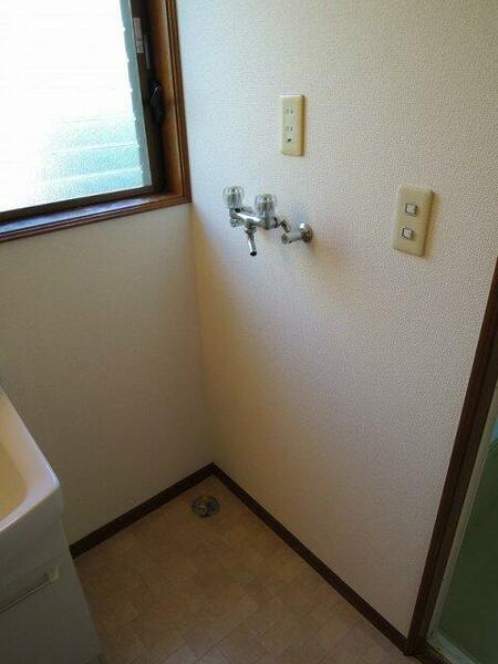 detached 東京都国分寺市内藤１丁目

地図を見る