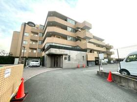 プリムローズ横浜藤棚