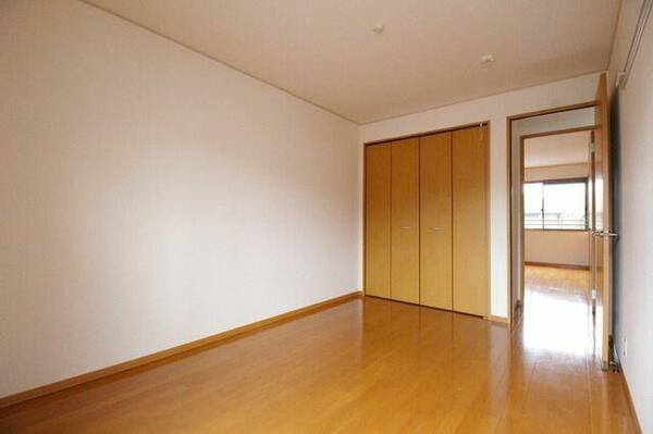 detached 東京都多摩市東寺方１丁目

地図を見る