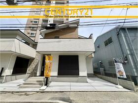 福岡県福岡市東区原田４丁目