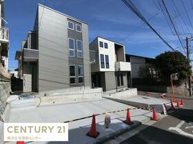 神奈川県横浜市金沢区富岡西１丁目