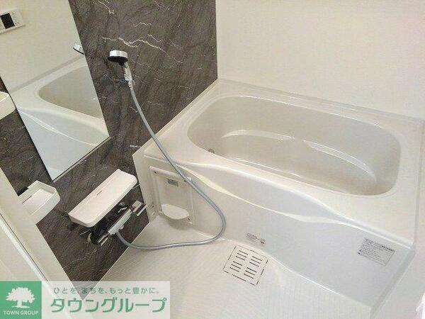 apartment 埼玉県三郷市彦野１丁目
地図を見る