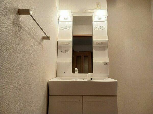 apartment 埼玉県久喜市久喜中央２丁目２－６ ＹＡＯＲＩビル１Ｆ