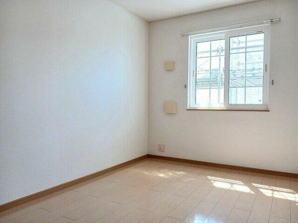 apartment 埼玉県久喜市久喜中央２丁目２－６ ＹＡＯＲＩビル１Ｆ