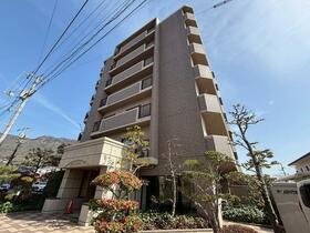 アルファステイツ屋島中町