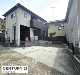 広島県呉市吉浦新出町