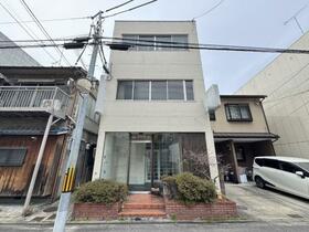 京都府京都市中京区新烏丸通二条上る橘柳町