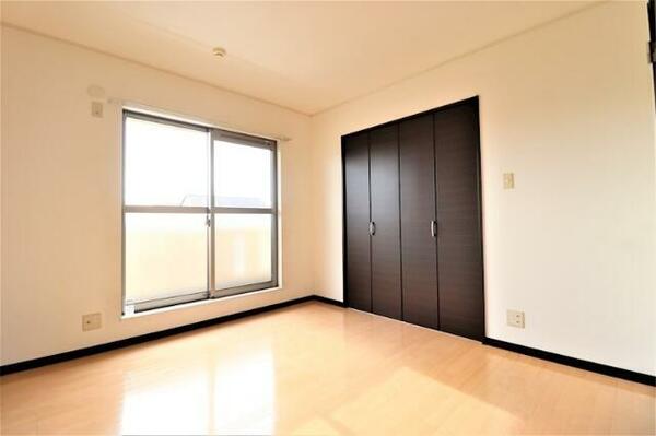 apartment 栃木県下都賀郡野木町大字南赤塚
地図を見る