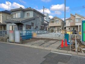 埼玉県三郷市戸ケ崎１丁目