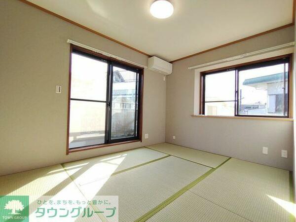 detached 東京都日野市新町３丁目

地図を見る