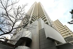 ジーニス大阪ウエスト棟