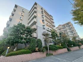 新山下ベイシティ６号棟