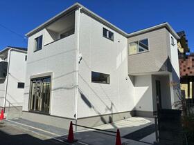 滋賀県野洲市栄