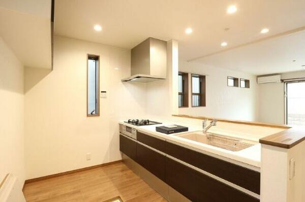 detached 東京都世田谷区上北沢３丁目

地図を見る