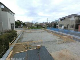 埼玉県草加市新栄３丁目