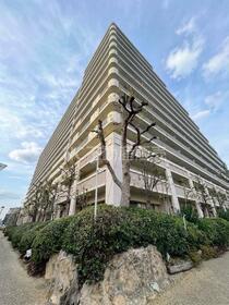 リバーガーデン森の城