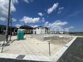 京都府亀岡市曽我部町寺長縄手
