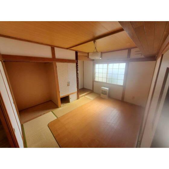 detached 北海道北見市留辺蘂町旭東

地図を見る