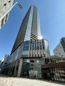 ＴＨＥ　ＹＯＫＯＨＡＭＡ　ＦＲＯＮＴ　ＴＯＷＥＲ