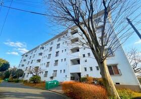 ガーデン山住宅団地１０号棟