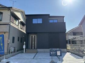 愛知県岡崎市六名南２丁目