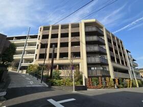 グレンドール新宿牛込柳町