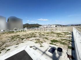 京都府亀岡市曽我部町寺長縄手