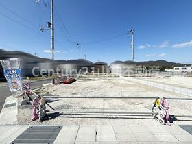 京都府亀岡市曽我部町寺長縄手